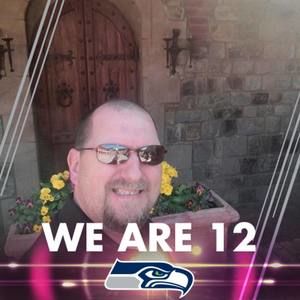 Meet your Posher, Tom